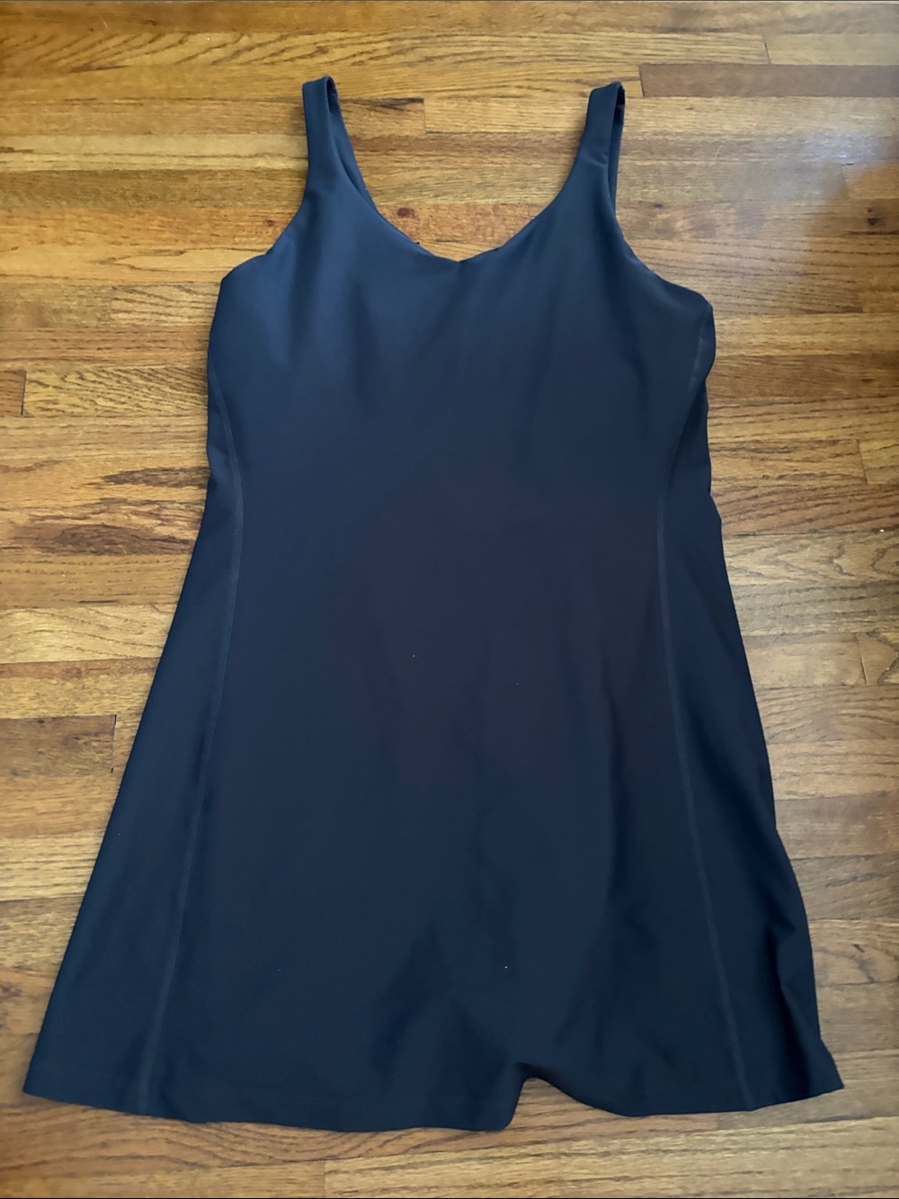 Old Navy Active PowerSoft Go Dry navy blue athletic dress built in bra shorts
